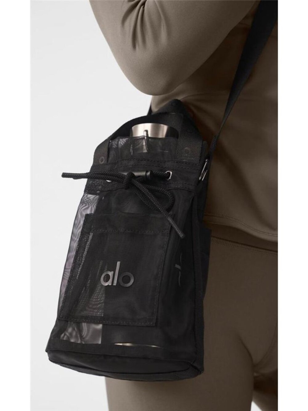 Alo Black Mesh Bucket Cross Body Bag NEW - Picture 3 of 13